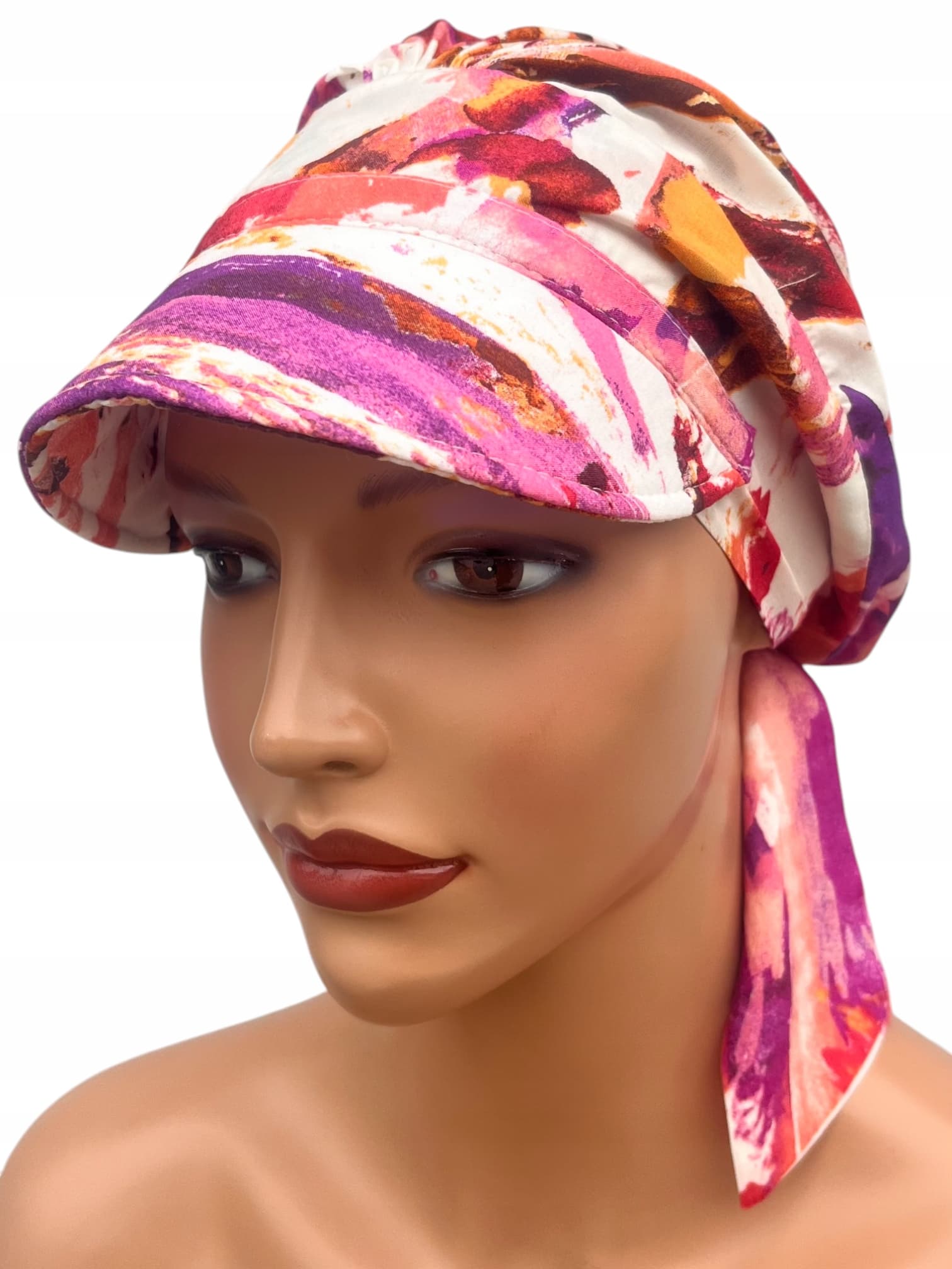 Tess z daszkiem w-474