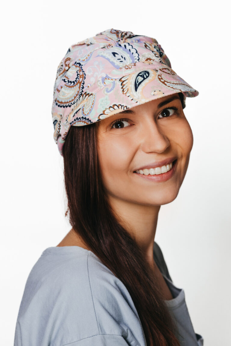 Tess z daszkiem 433