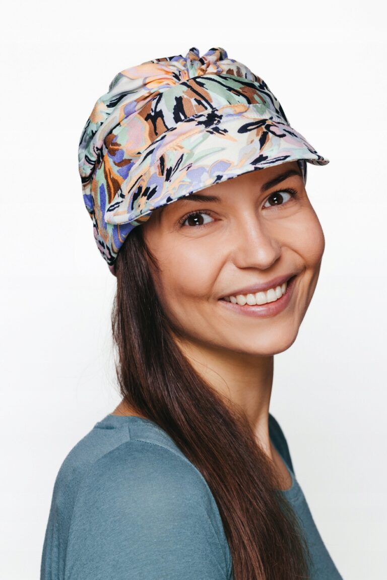 Tess z daszkiem 434